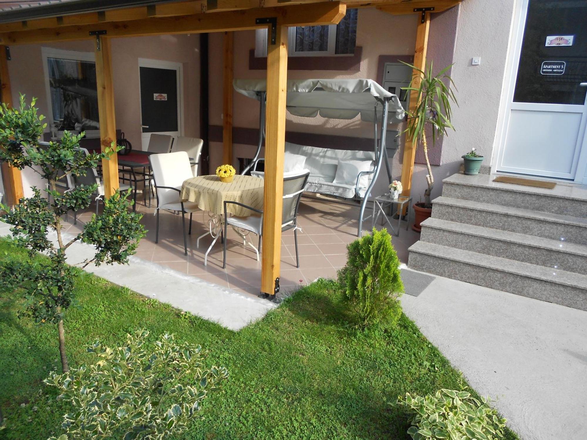 Guest House Via Bitola Luaran gambar